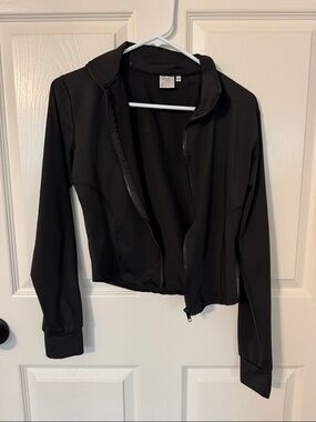 Black Women's Cropped Zip-Front Jacket
